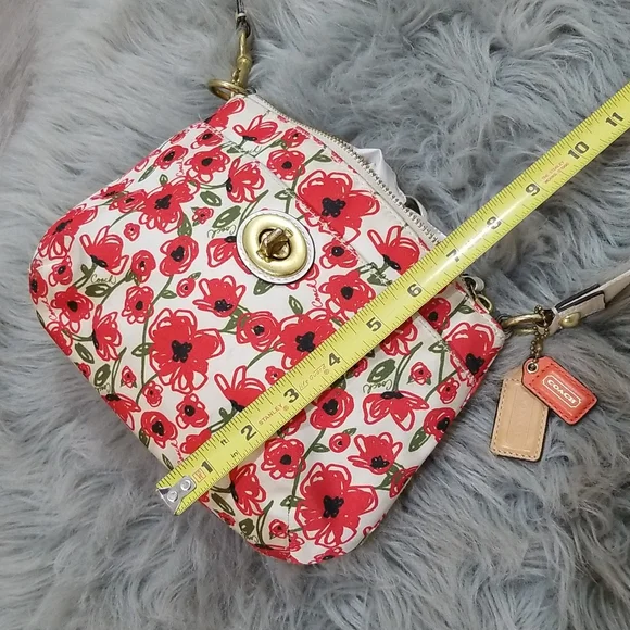 Coach Purse - Picture 7 of 7